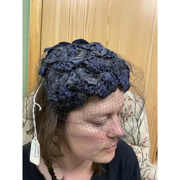 1940s Midnight Blue Silk Velvet Cocktail Hat w Ribbonwork & Veil